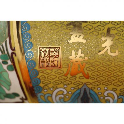 【中藝堂】米振雄、戴嘉林、钱美华、钟连盛 景泰蓝《天龙八宝壶尊》