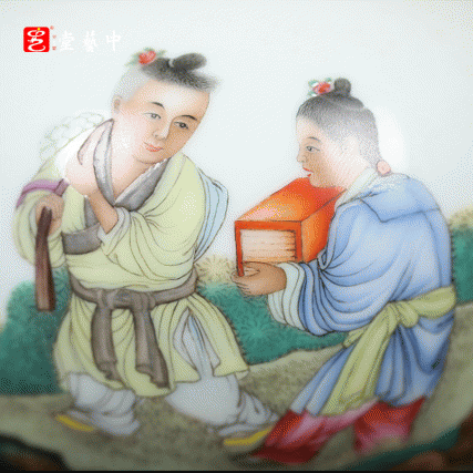 复刻上海博物馆藏珍·珐琅彩人物图瓶 | 王辉再现乾隆人物故事瓷 | 张良受书，运筹帷幄，黄地龙纹，气韵非凡