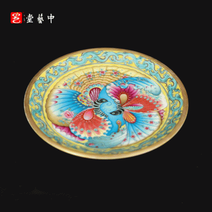 洋彩双碟盘 | 王辉大师珐琅彩雅作，蝶舞翩跹，缠枝曼妙 | 彩绘明艳，盘上生趣